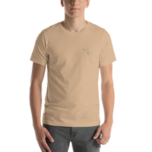 Load image into Gallery viewer, Làttia Gold Collection Short-Sleeve Unisex T-Shirt